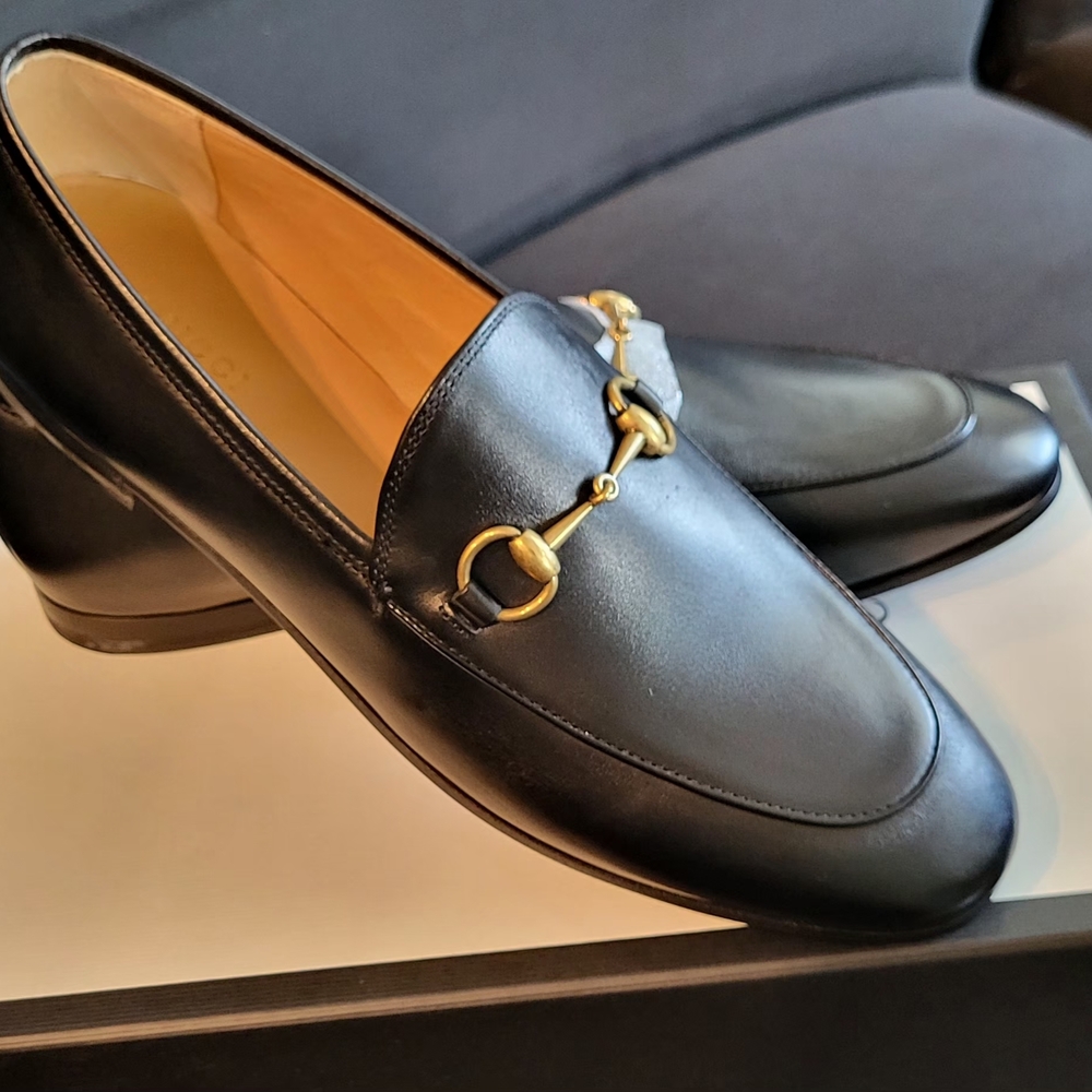 Gucci Black Leather Loafers with Gold Horsebit Accent. Shoe Length 10.5 Inches
